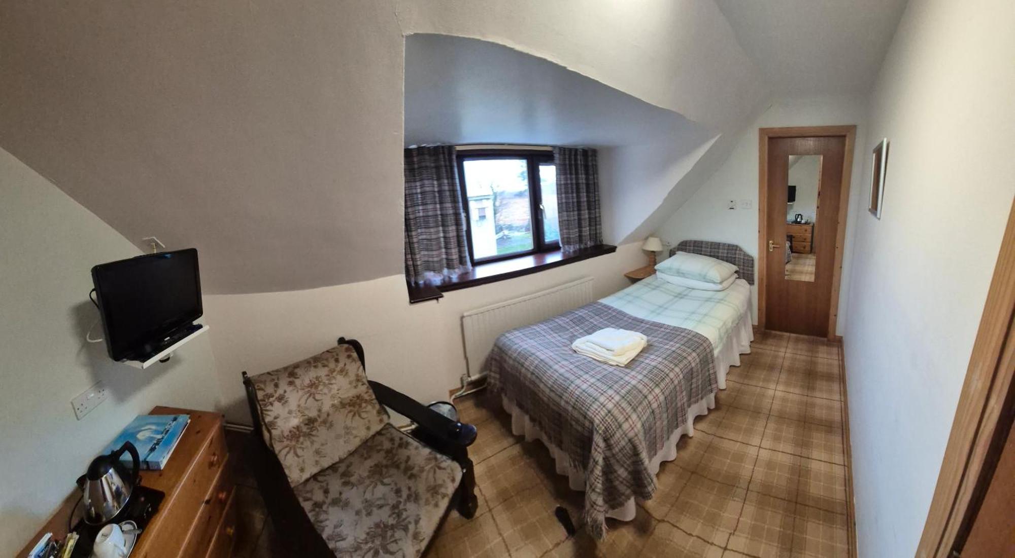 Doune Braes Hotel Breasclete ภายนอก รูปภาพ